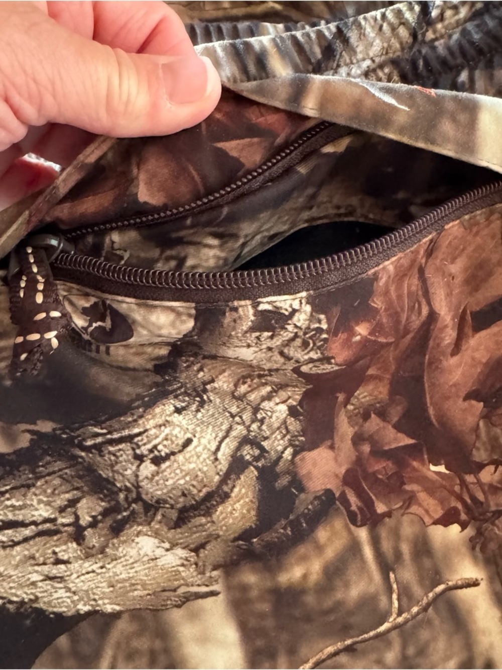 Rustic Ridge Camo Cargo Pants, Large - Picture 7 of 8